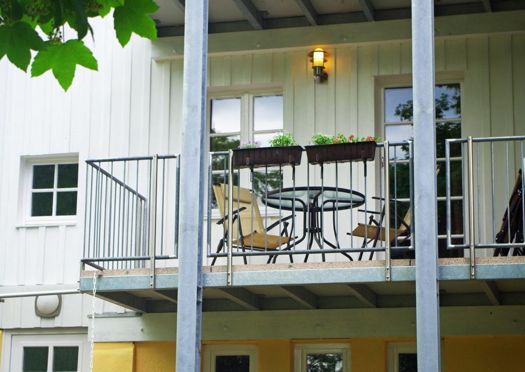 Ferien-Wohnung Am Menzer-Park Neckargemünd Exterior foto